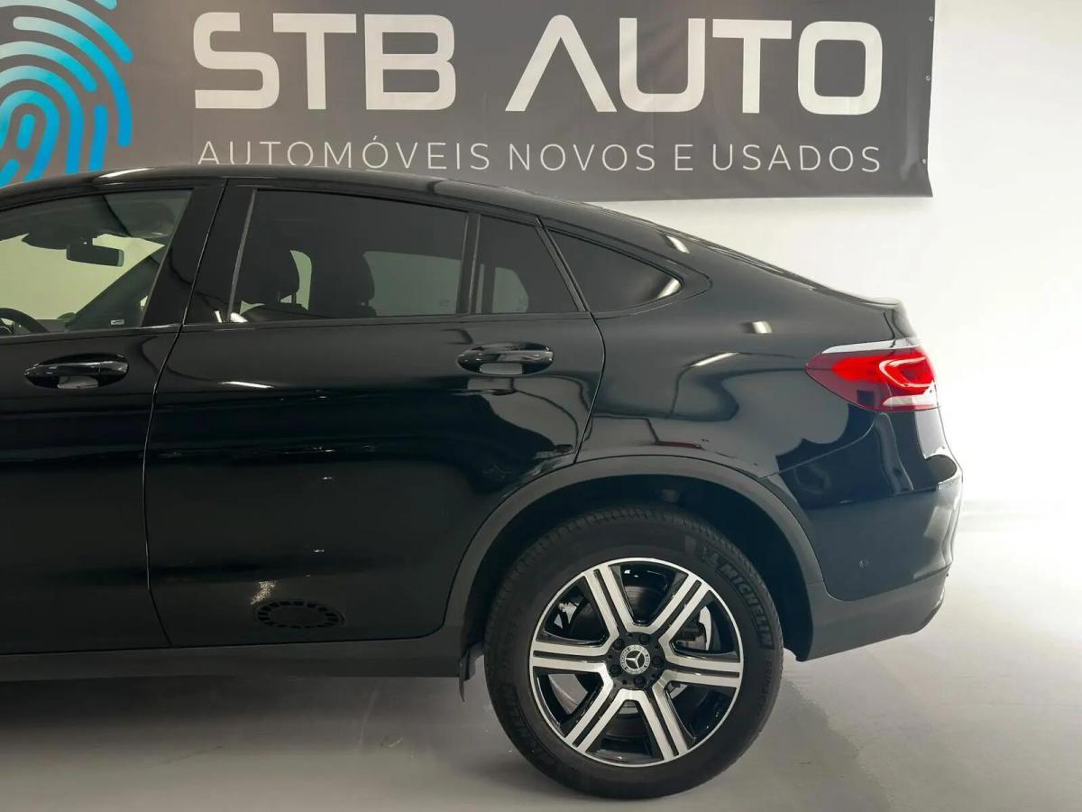 mercedes-benz-glc-300-de-4matic-2022-hibrido-a-diesel-1950cc