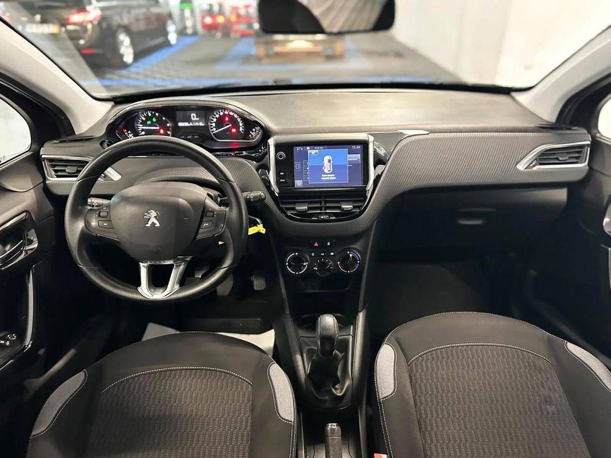 peugeot-208-2016-gasolina-1199cc