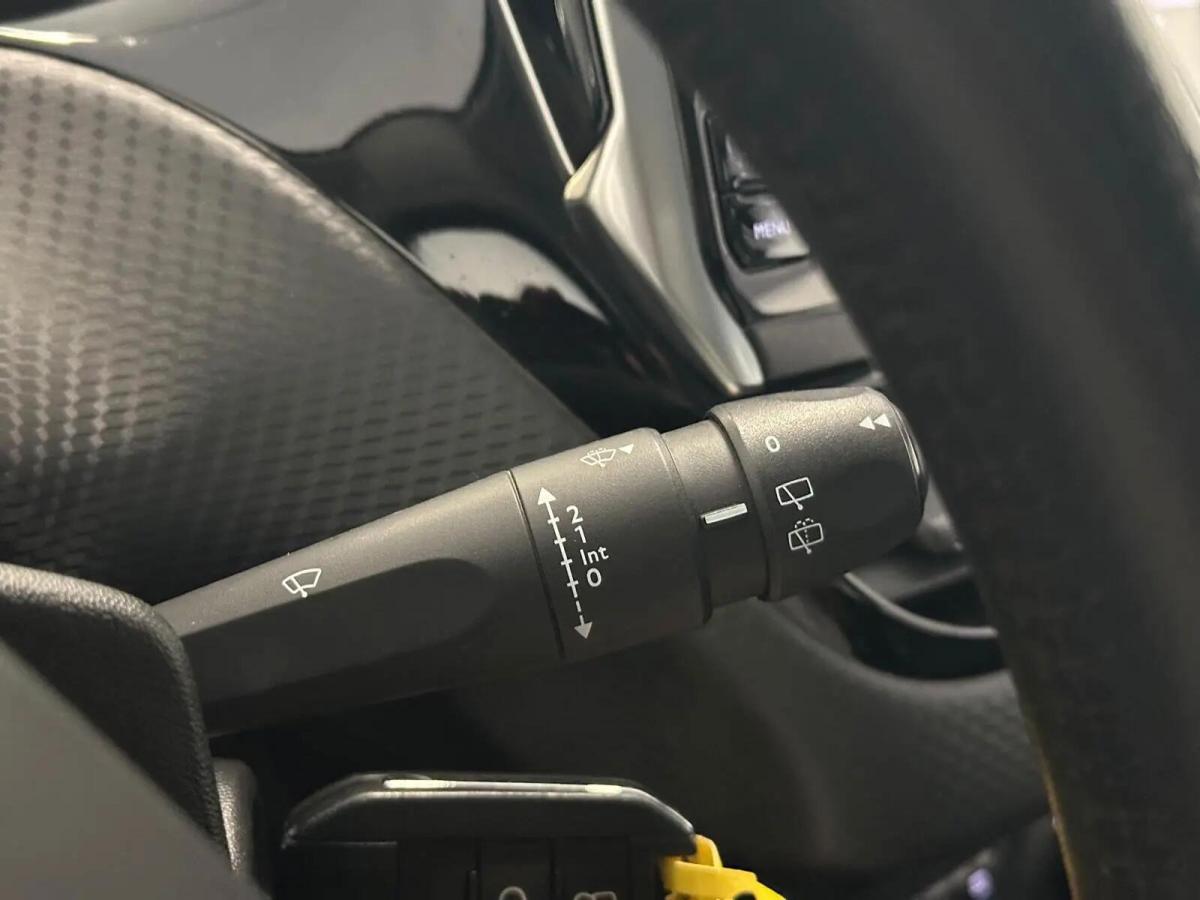 peugeot-208-2016-gasolina-1199cc