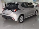 toyota-yaris-2022-hibrido-1490cc