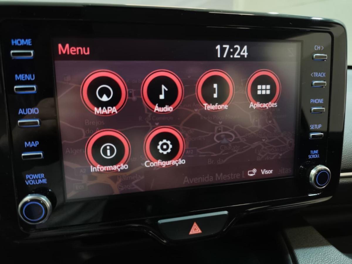 toyota-yaris-2022-hibrido-1490cc