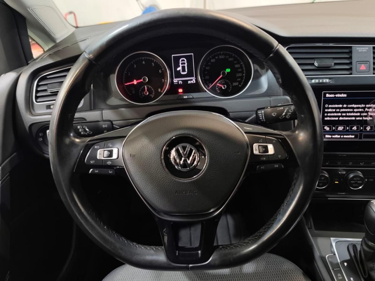 volkswagen-golf-2019-gasolina-999cc