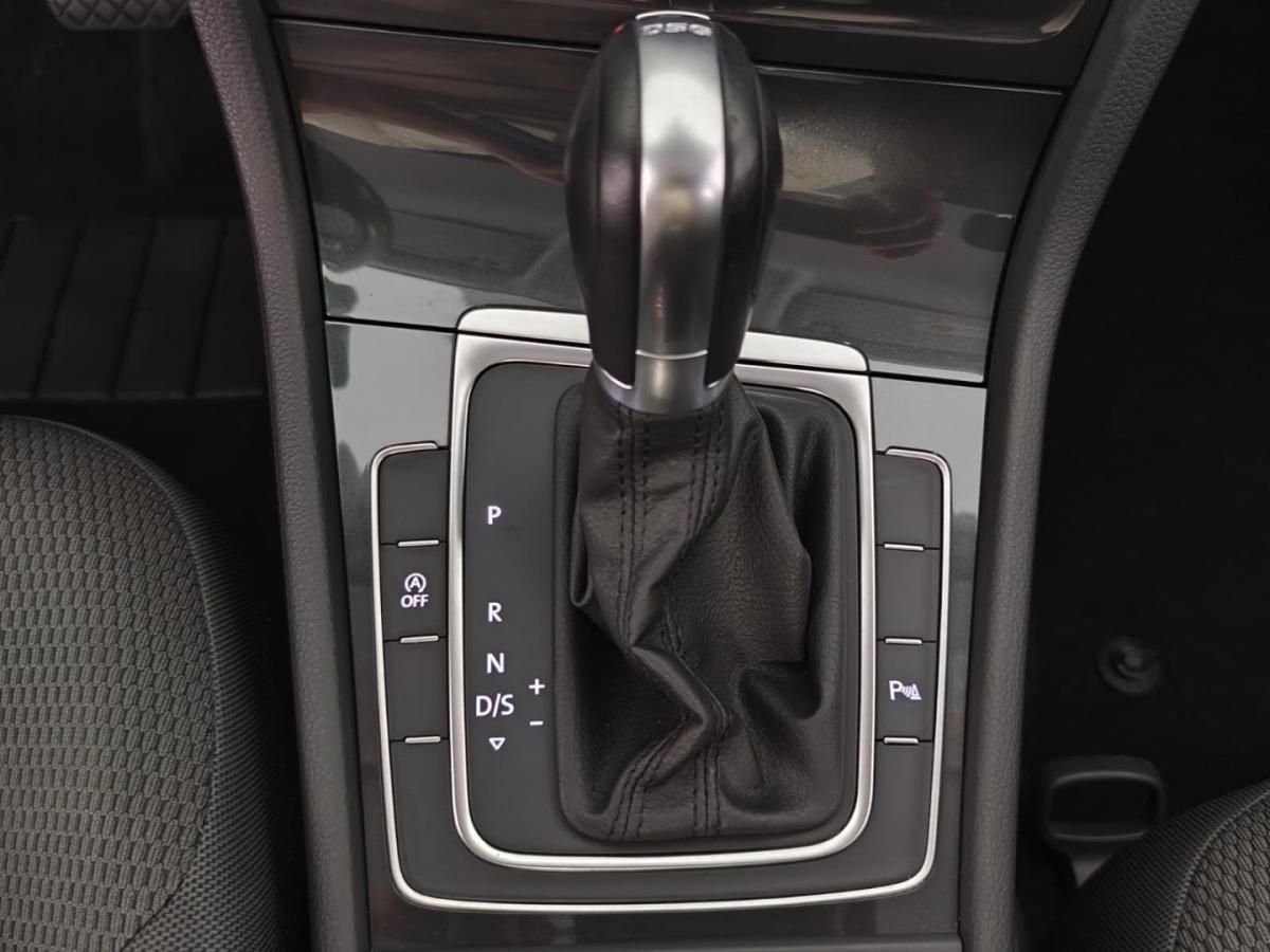 volkswagen-golf-2019-gasolina-999cc