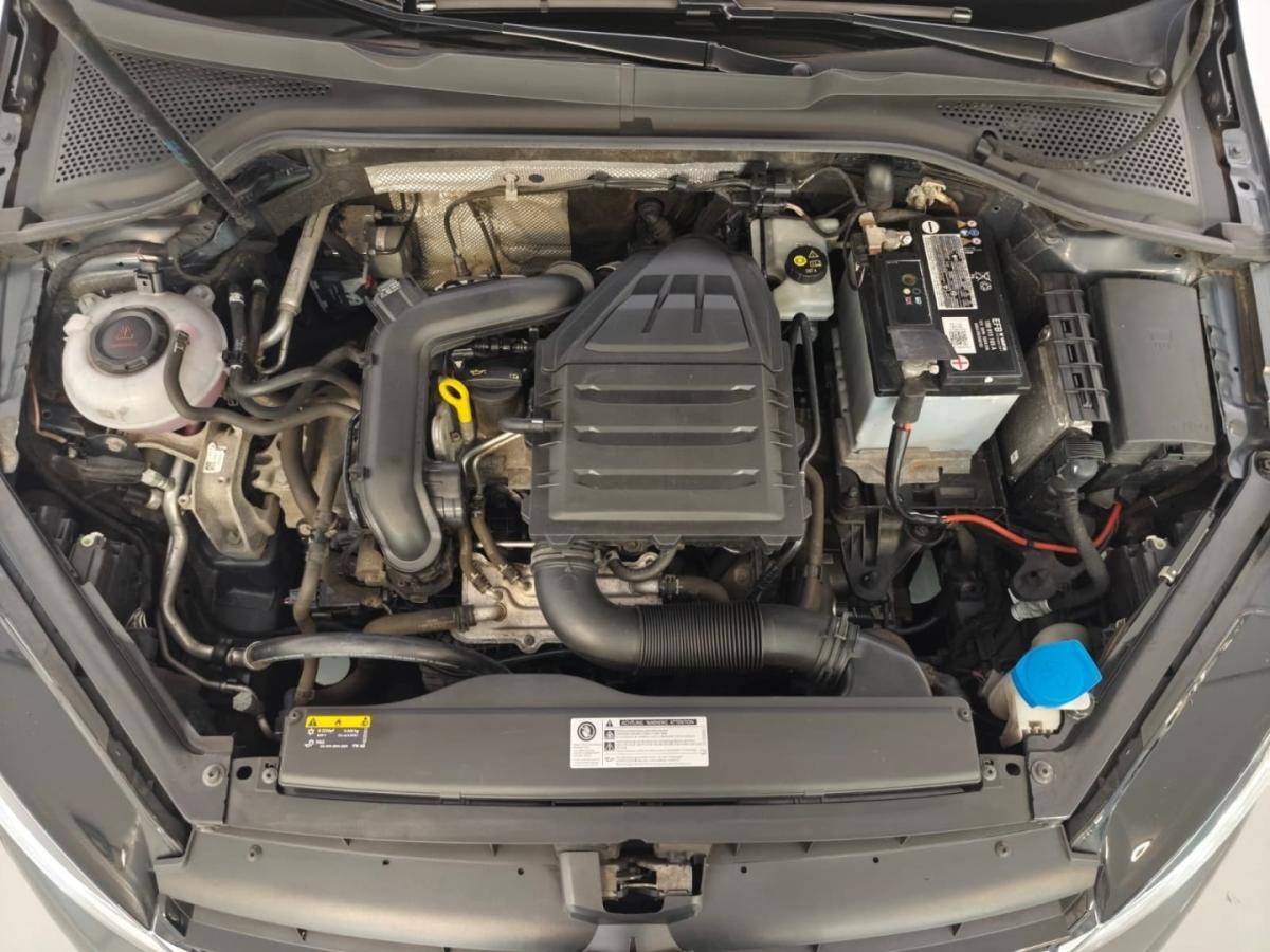 volkswagen-golf-2019-gasolina-999cc