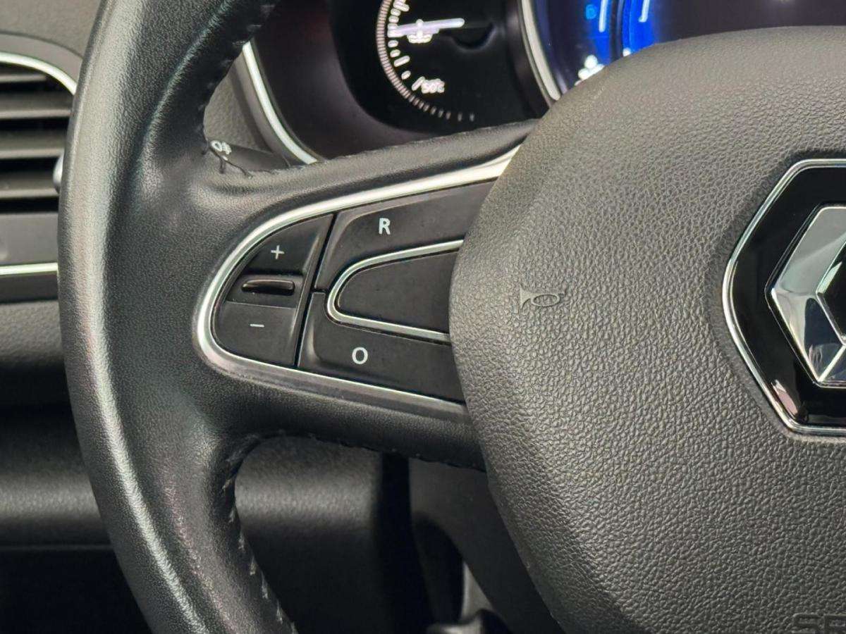 renault-megane-sport-tourer-2017-diesel-1461cc