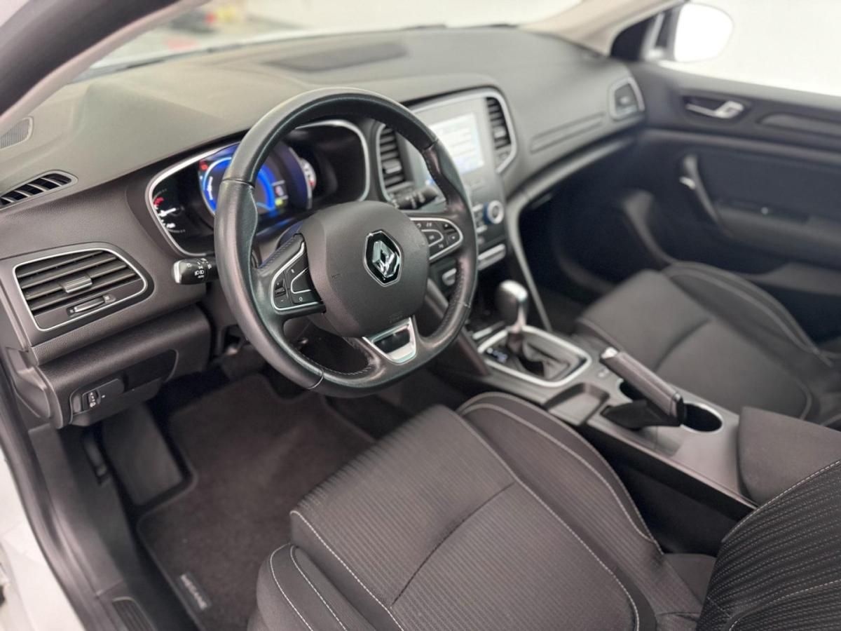 renault-megane-sport-tourer-2017-diesel-1461cc