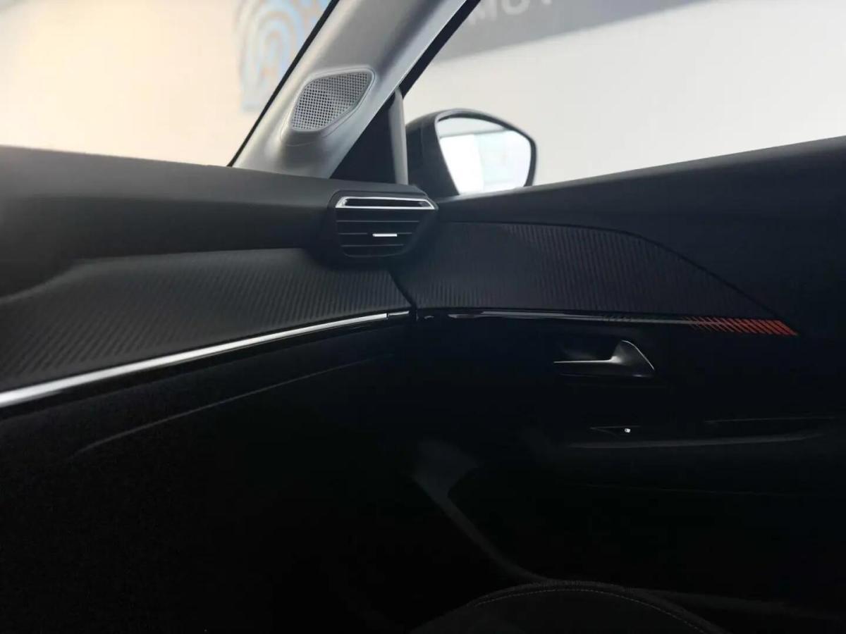 peugeot-208-2023-gasolina-1199cc