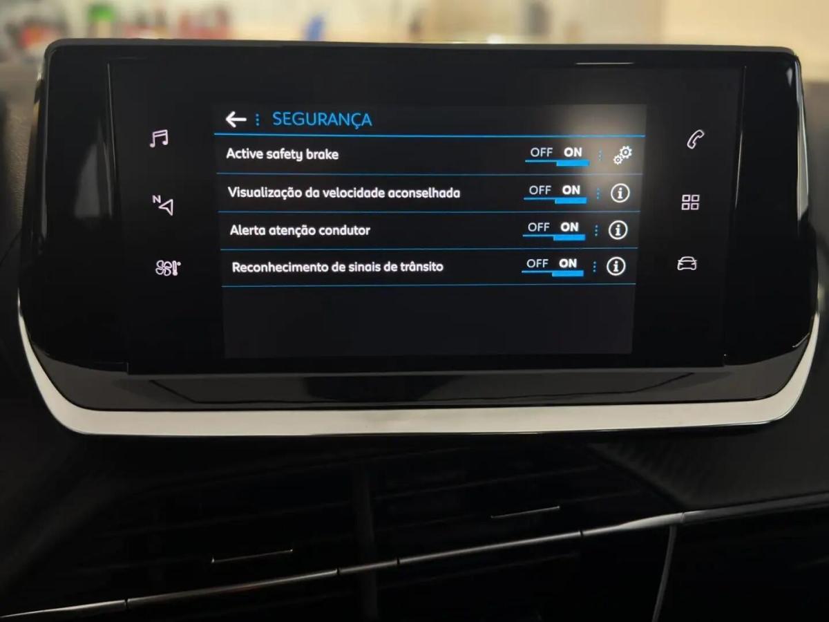 peugeot-208-2023-gasolina-1199cc