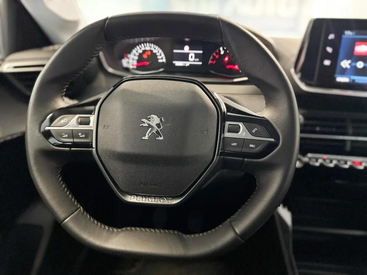 peugeot-208-2023-gasolina-1199cc