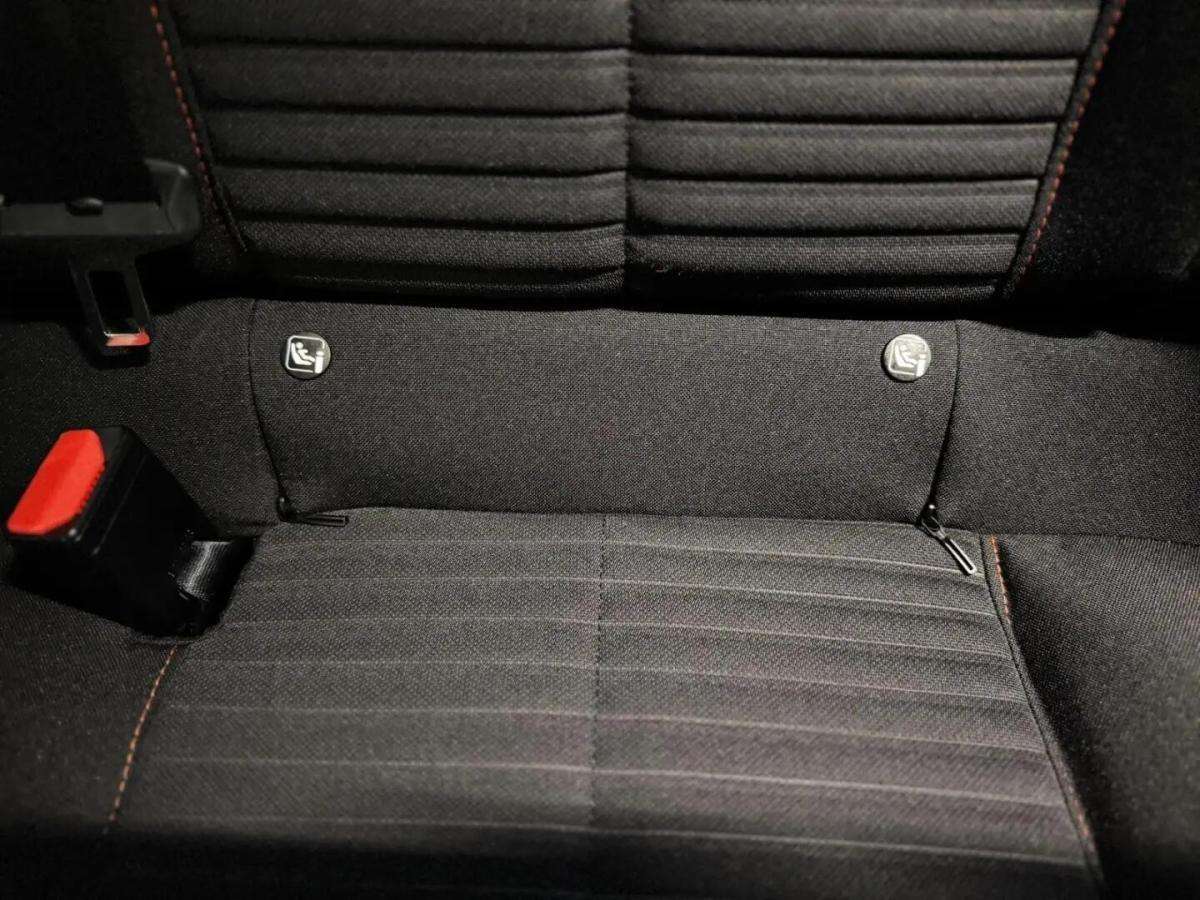 peugeot-208-2023-gasolina-1199cc
