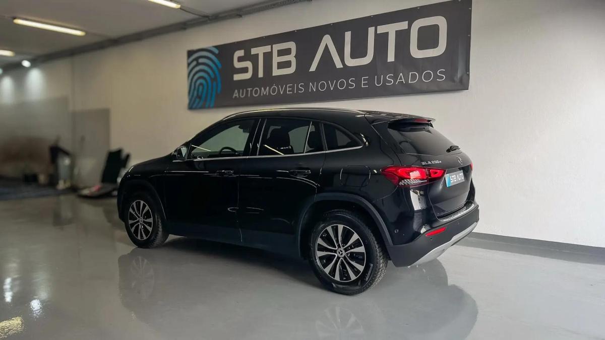 mercedes-benz-gla-250-e-2022-hibrido-a-gasolina-1332cc