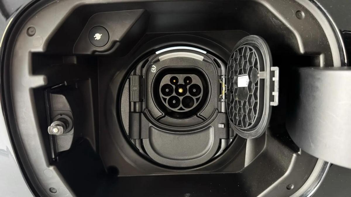 mercedes-benz-gla-250-e-2022-hibrido-a-gasolina-1332cc