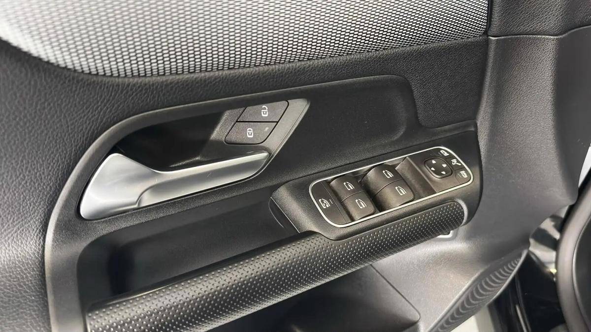 mercedes-benz-gla-250-e-2022-hibrido-a-gasolina-1332cc