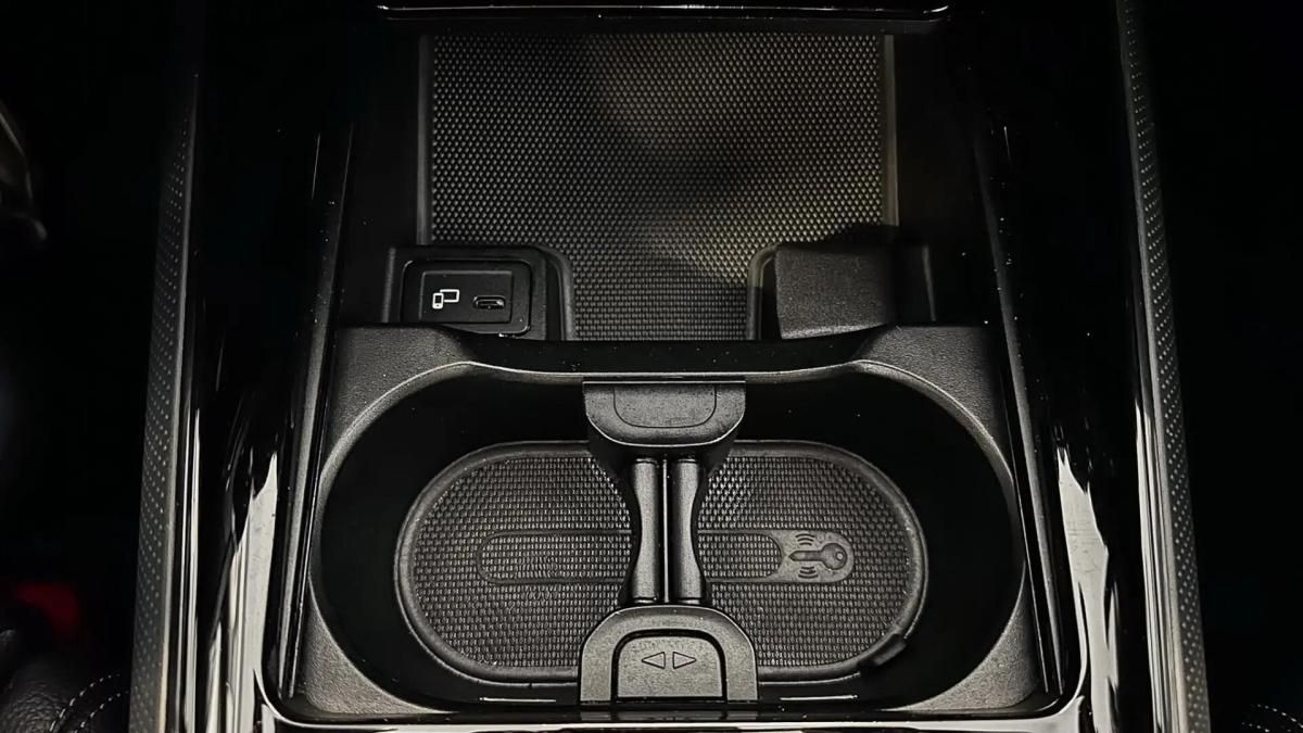 mercedes-benz-gla-250-e-2022-hibrido-a-gasolina-1332cc