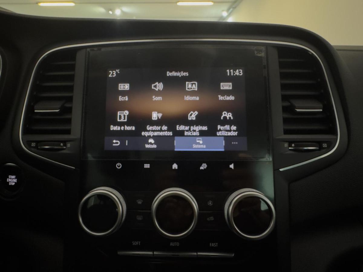 renault-megane-sport-tourer-2022-diesel-1461cc