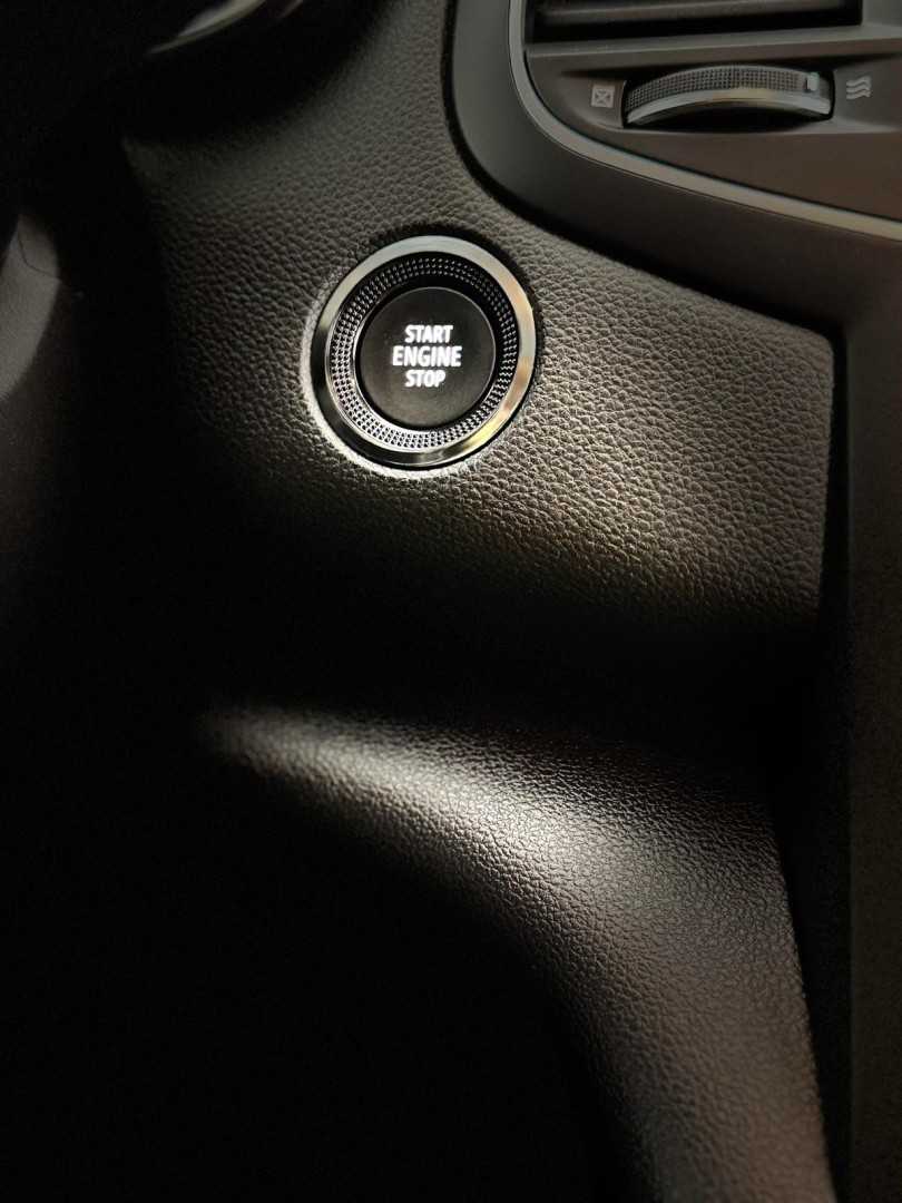 renault-megane-sport-tourer-2022-diesel-1461cc