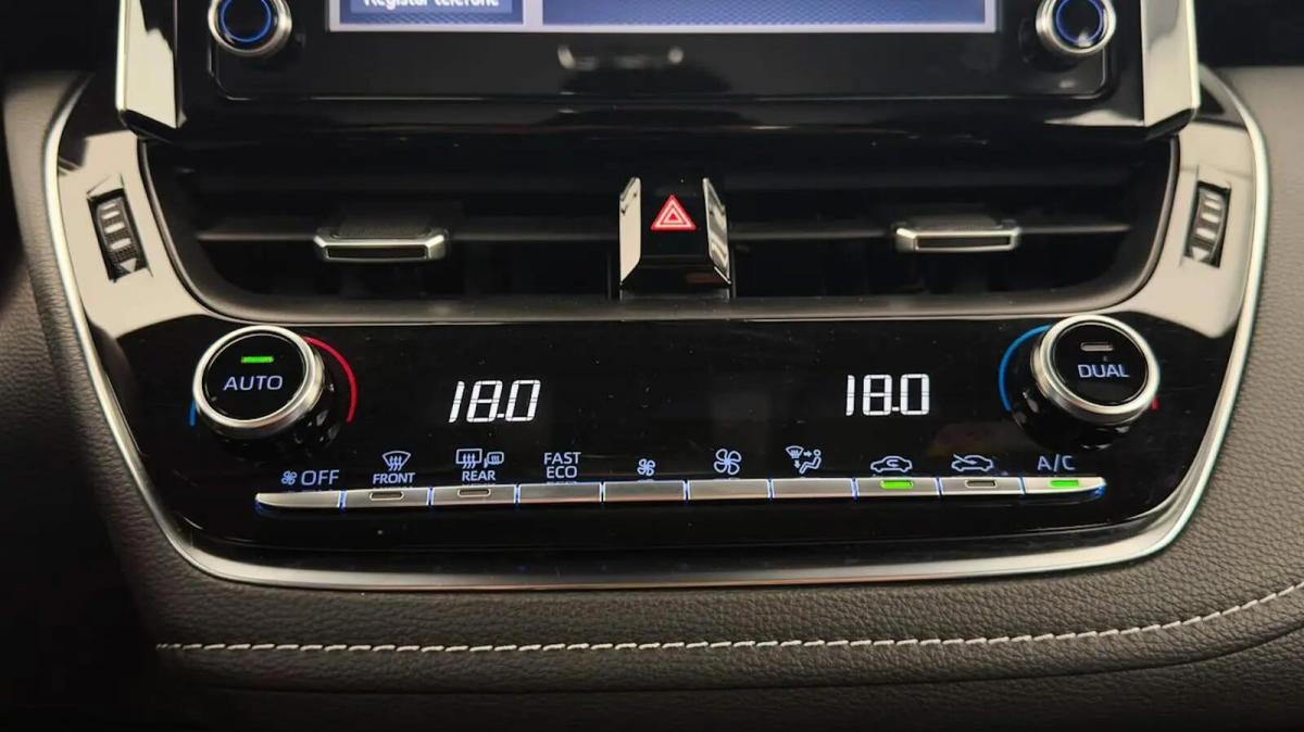 toyota-corolla-2021-gasolina-1197cc
