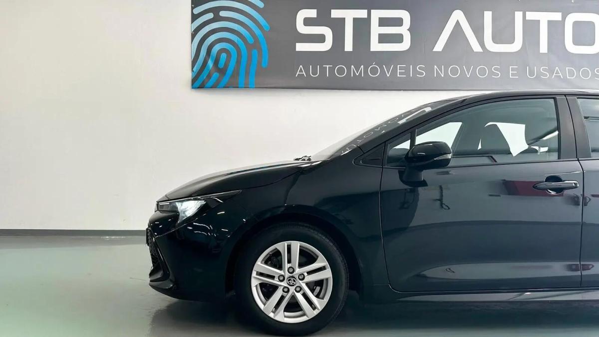 toyota-corolla-2021-gasolina-1197cc