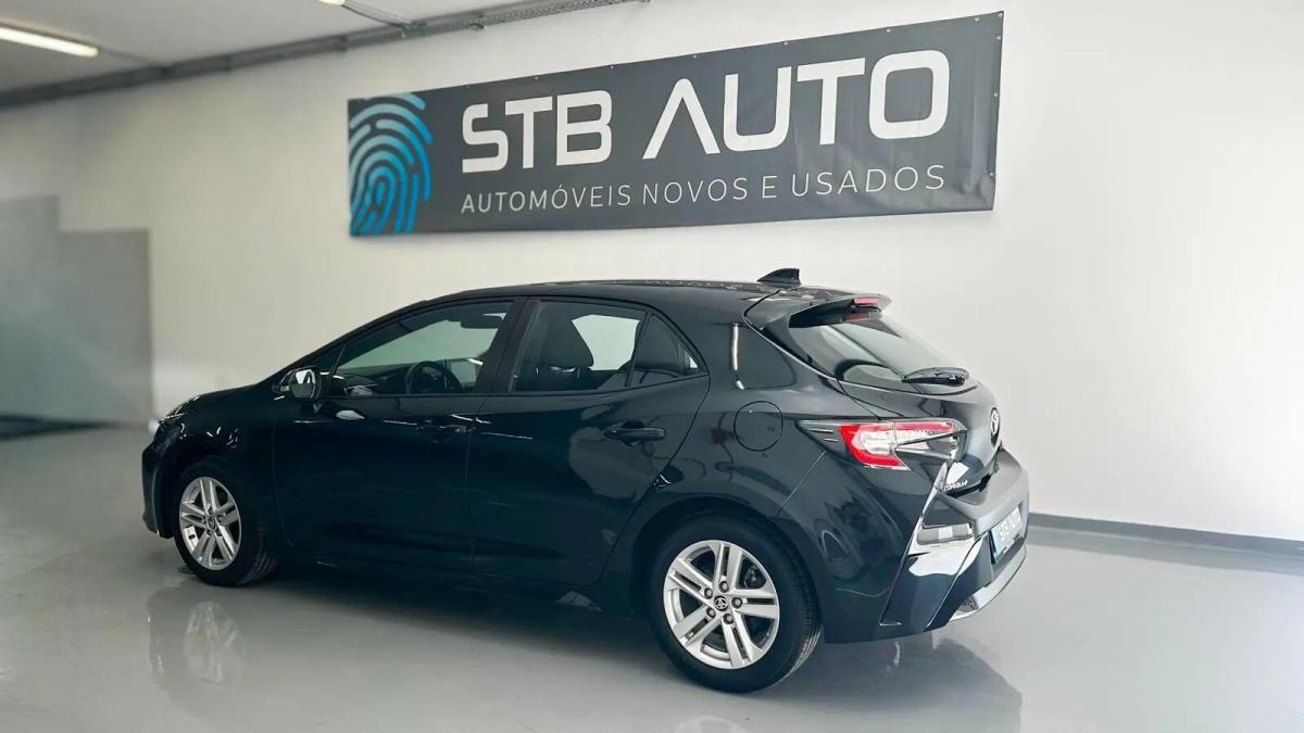 toyota-corolla-2021-gasolina-1197cc