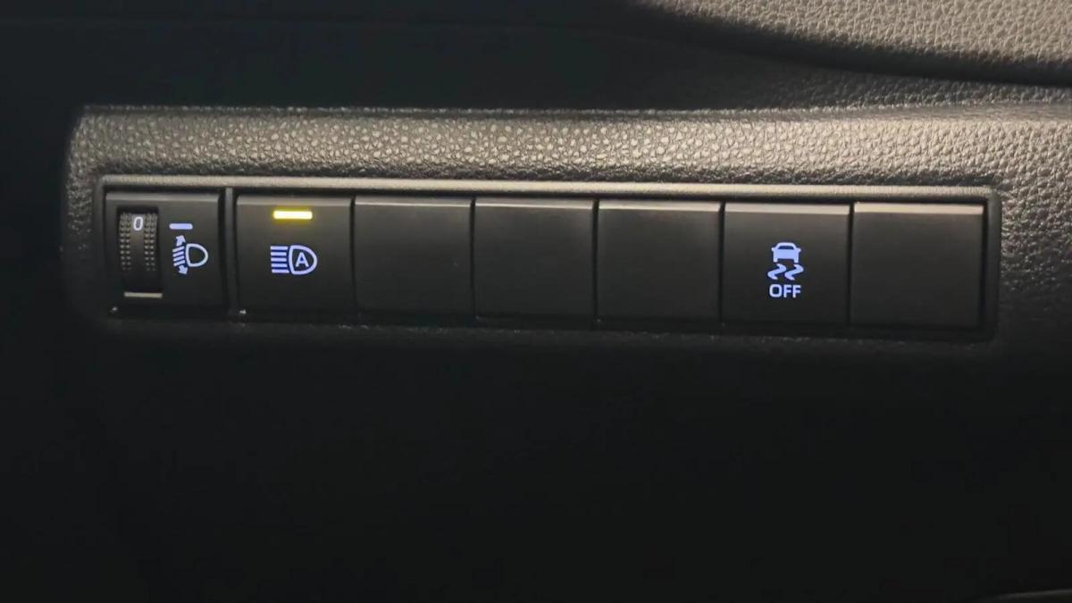 toyota-corolla-2021-gasolina-1197cc