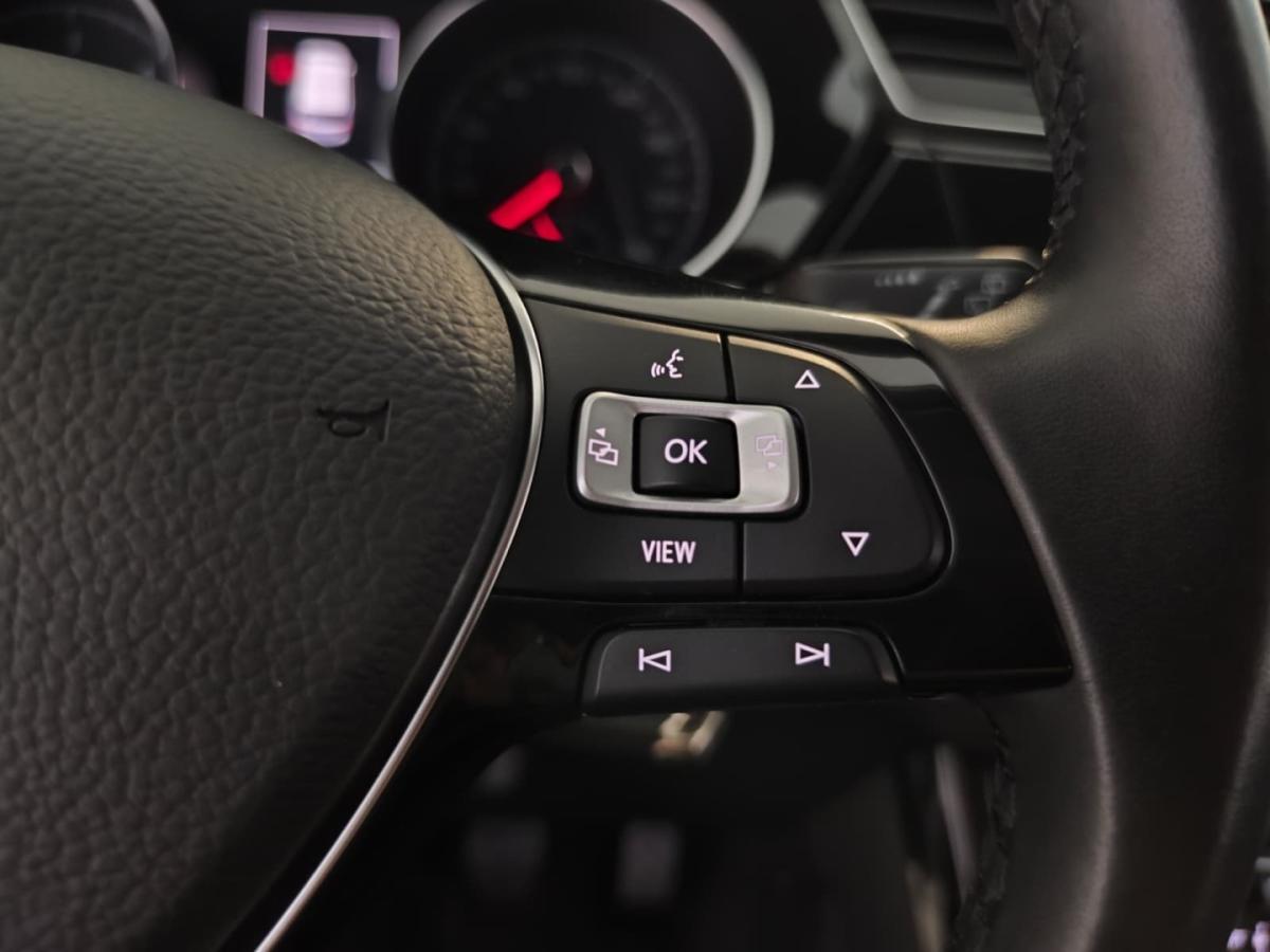 volkswagen-touran-2019-diesel-1598cc