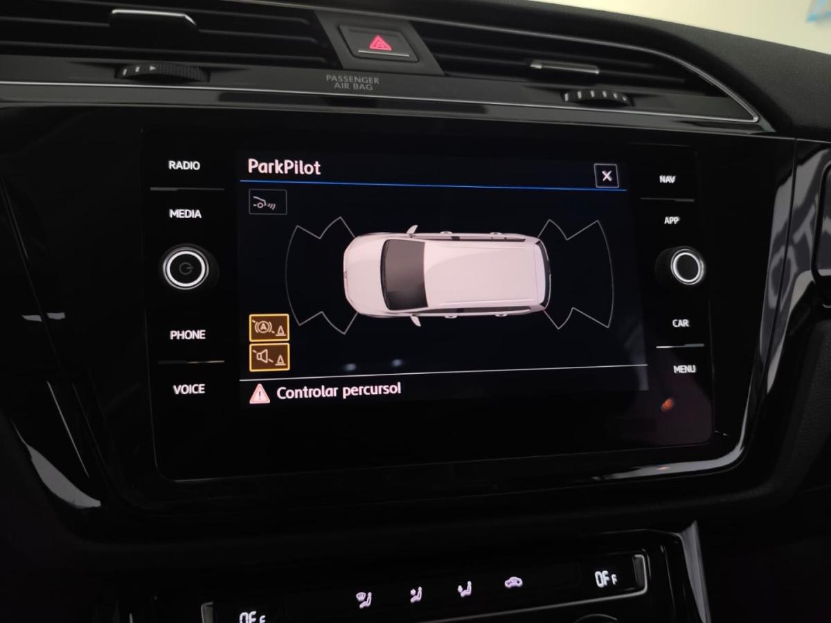 volkswagen-touran-2019-diesel-1598cc