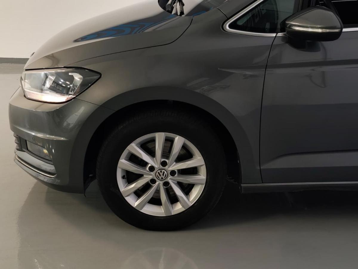 volkswagen-touran-2019-diesel-1598cc