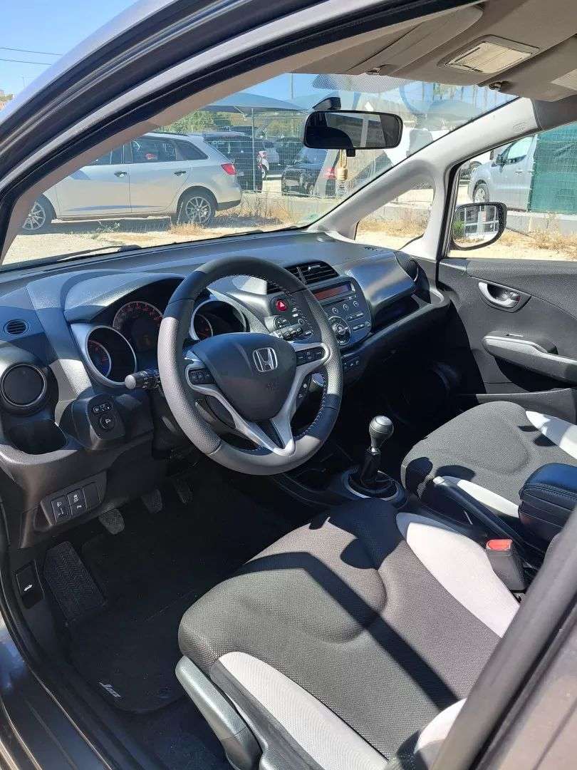 honda-jazz-2014-gasolina-1339cc