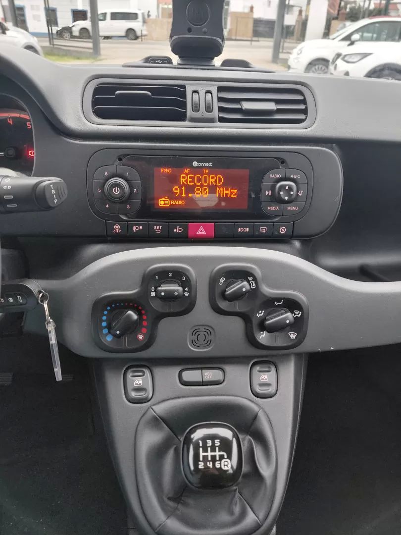 fiat-panda-2022-hibrido-a-gasolina-999cc