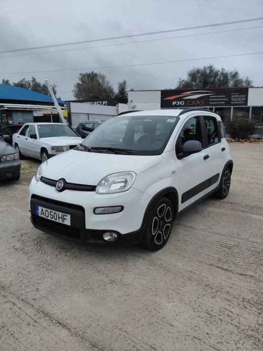 fiat-panda-2022-hibrido-a-gasolina-999cc