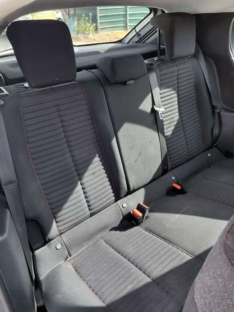 peugeot-208-2022-gasolina-1199cc