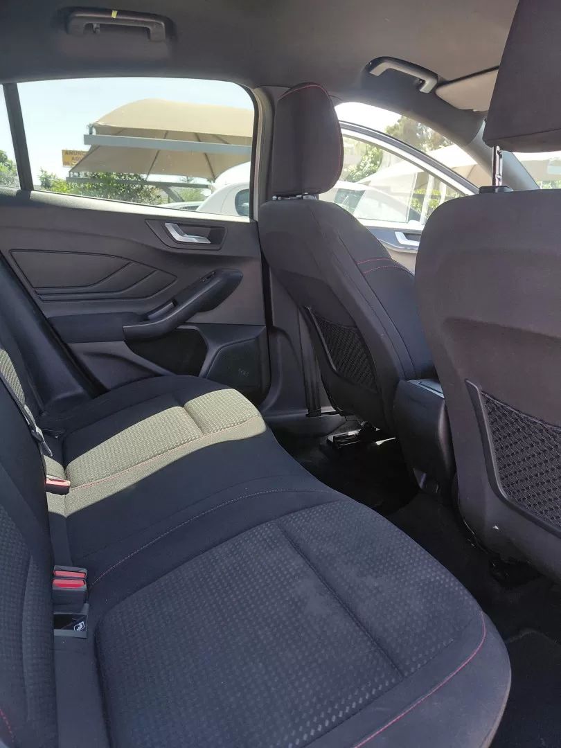 ford-focus-2023-gasolina-998cc