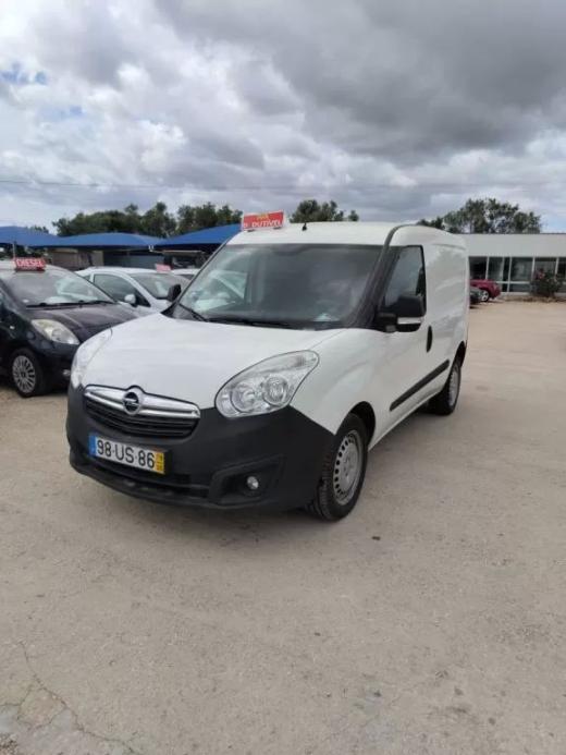 opel-combo-2018-diesel-1600cc