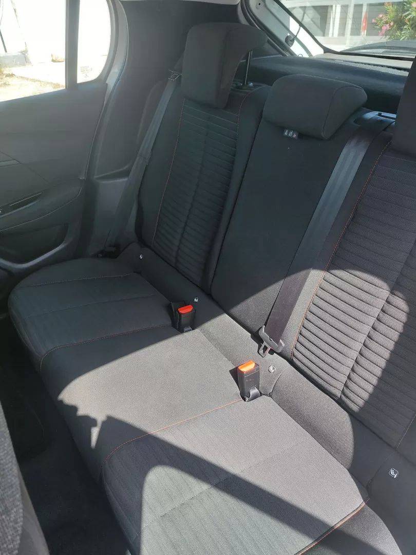 peugeot-208-2022-gasolina-1199cc