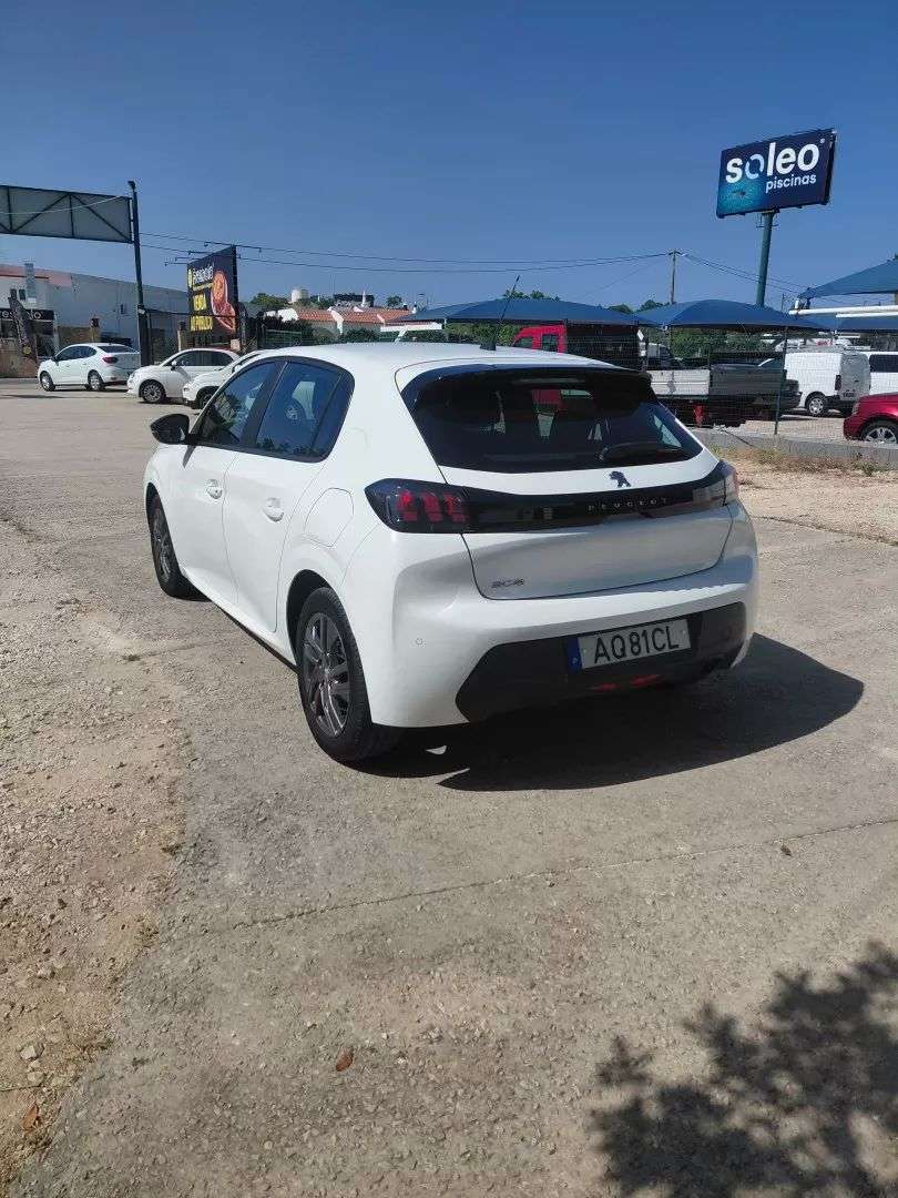 peugeot-208-2022-gasolina-1199cc