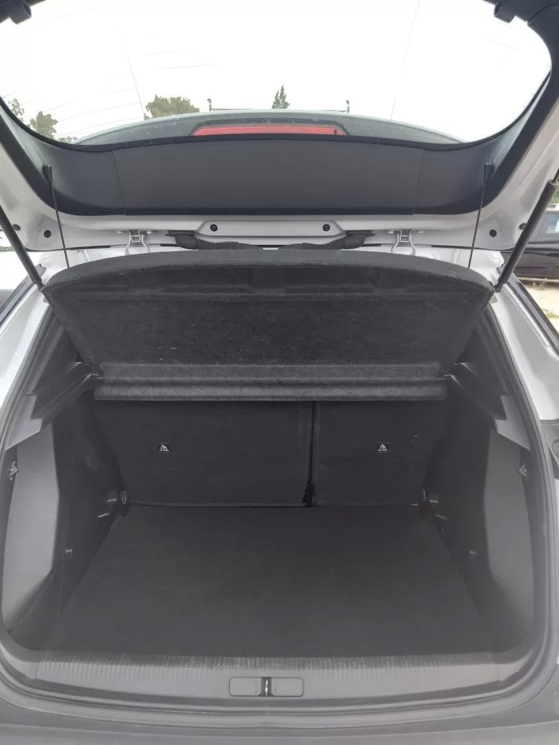peugeot-2008-2024-gasolina-1199cc