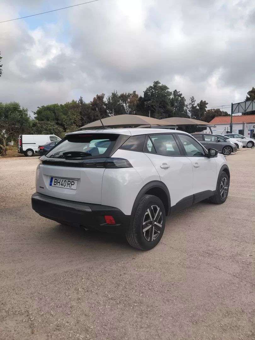 peugeot-2008-2024-gasolina-1199cc