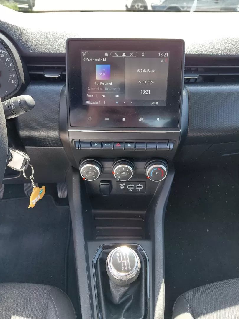 renault-clio-2023-gasolina-999cc