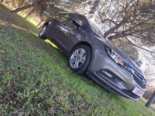 opel-astra-caravan-2017-diesel-1598cc