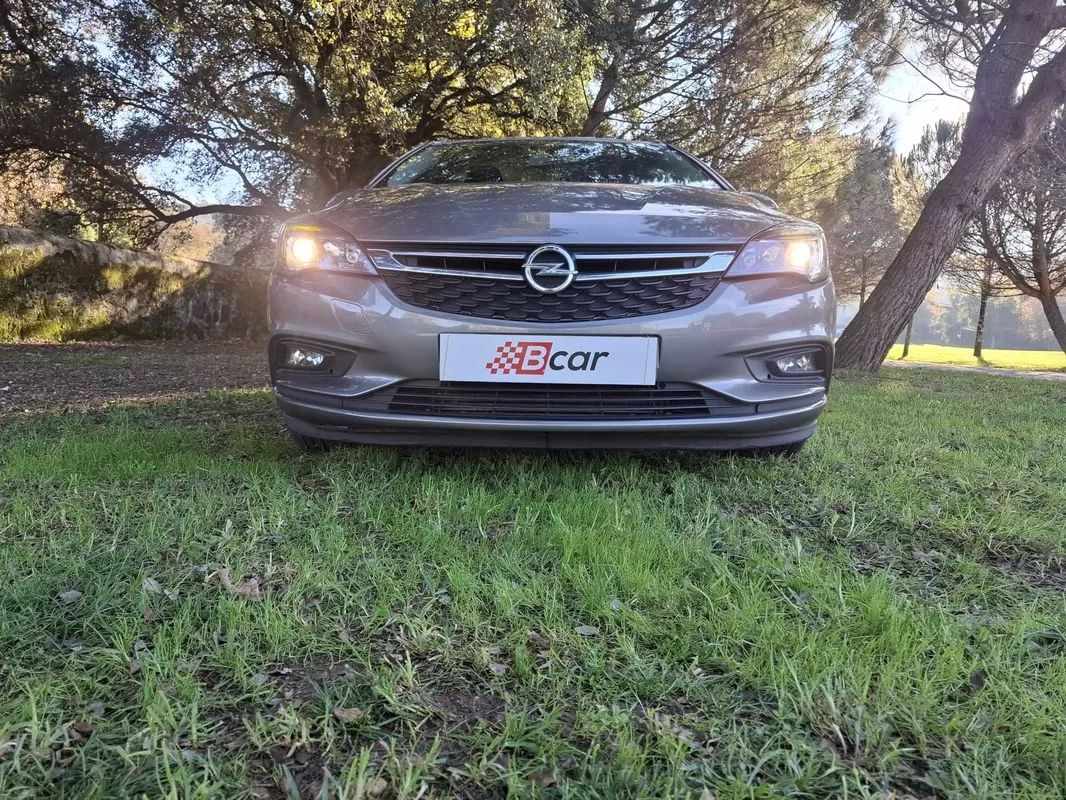 opel-astra-caravan-2017-diesel-1598cc