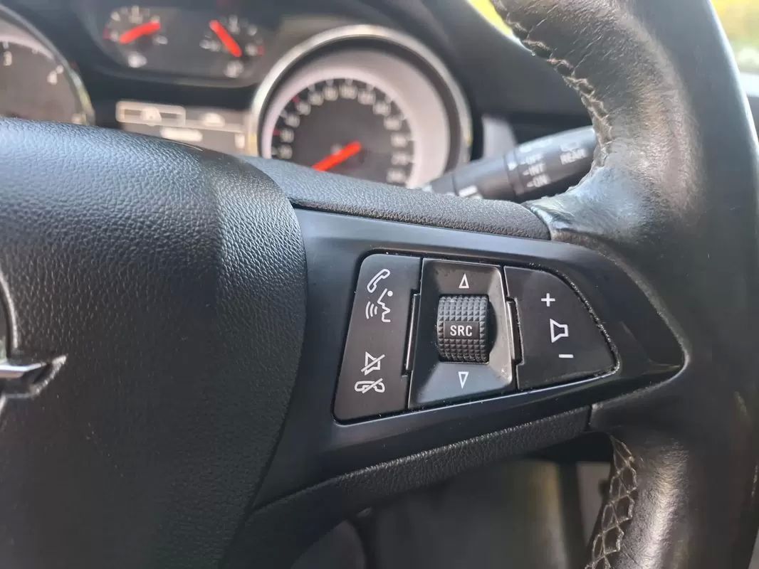 opel-astra-caravan-2017-diesel-1598cc