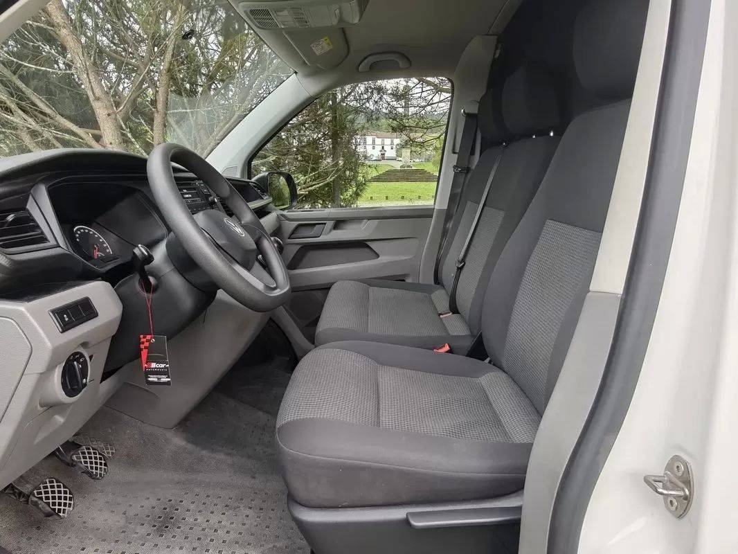 volkswagen-transporter-2023-diesel-1995cc