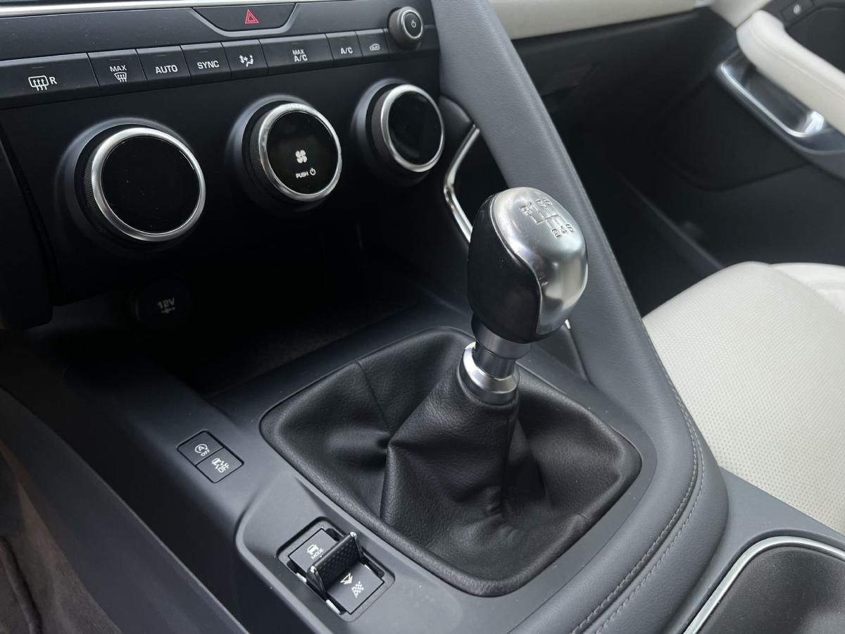 jaguar-e-pace-2018-diesel-1999cc