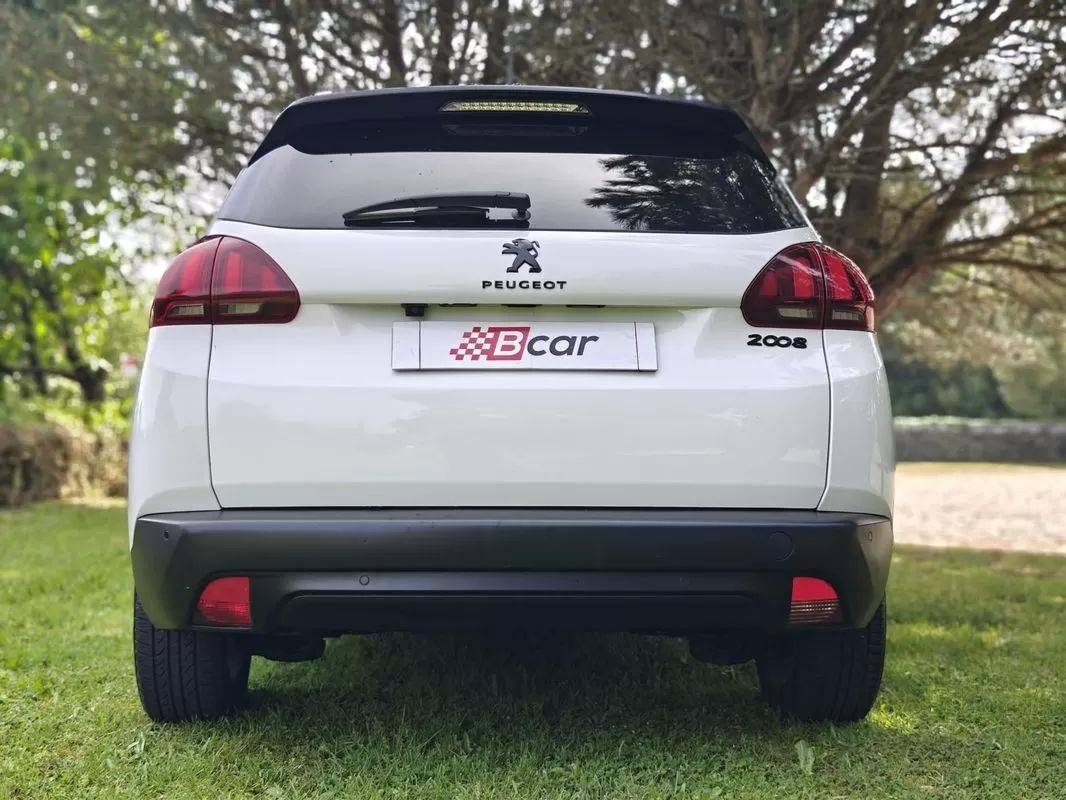 peugeot-2008-2018-gasolina-1199cc