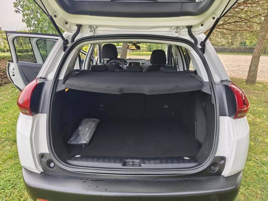 peugeot-2008-2018-gasolina-1199cc