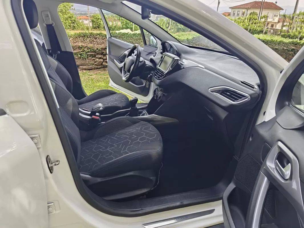 peugeot-2008-2018-gasolina-1199cc