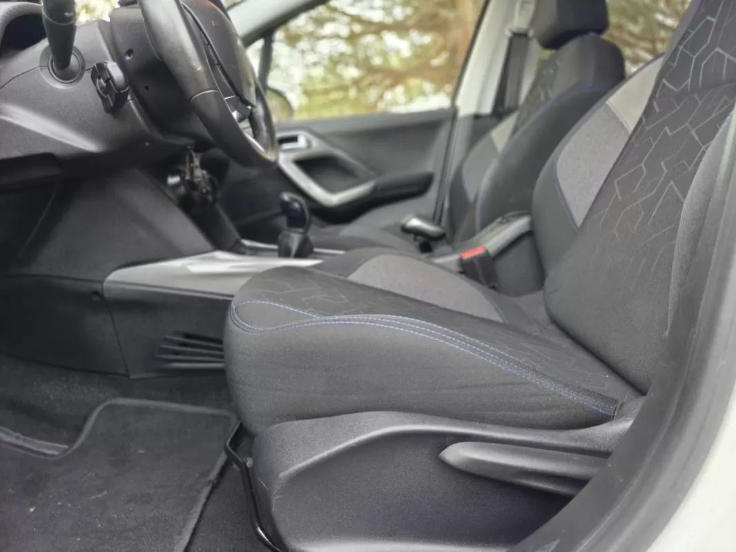 peugeot-2008-2018-gasolina-1199cc