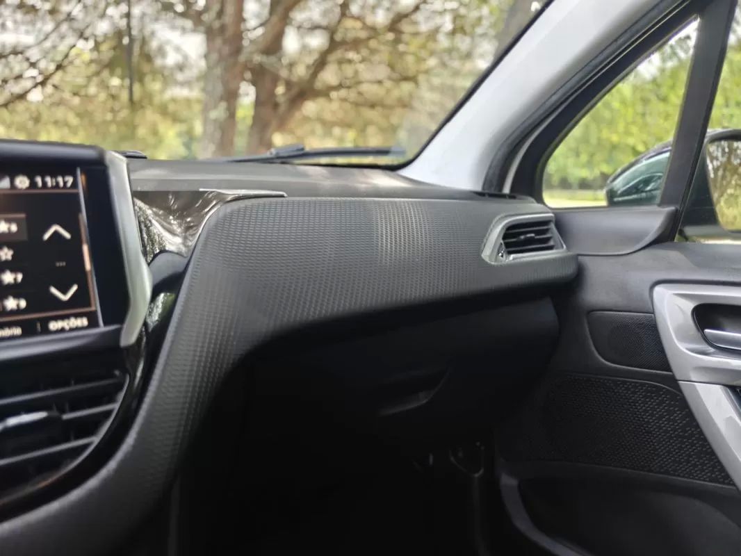peugeot-2008-2018-gasolina-1199cc