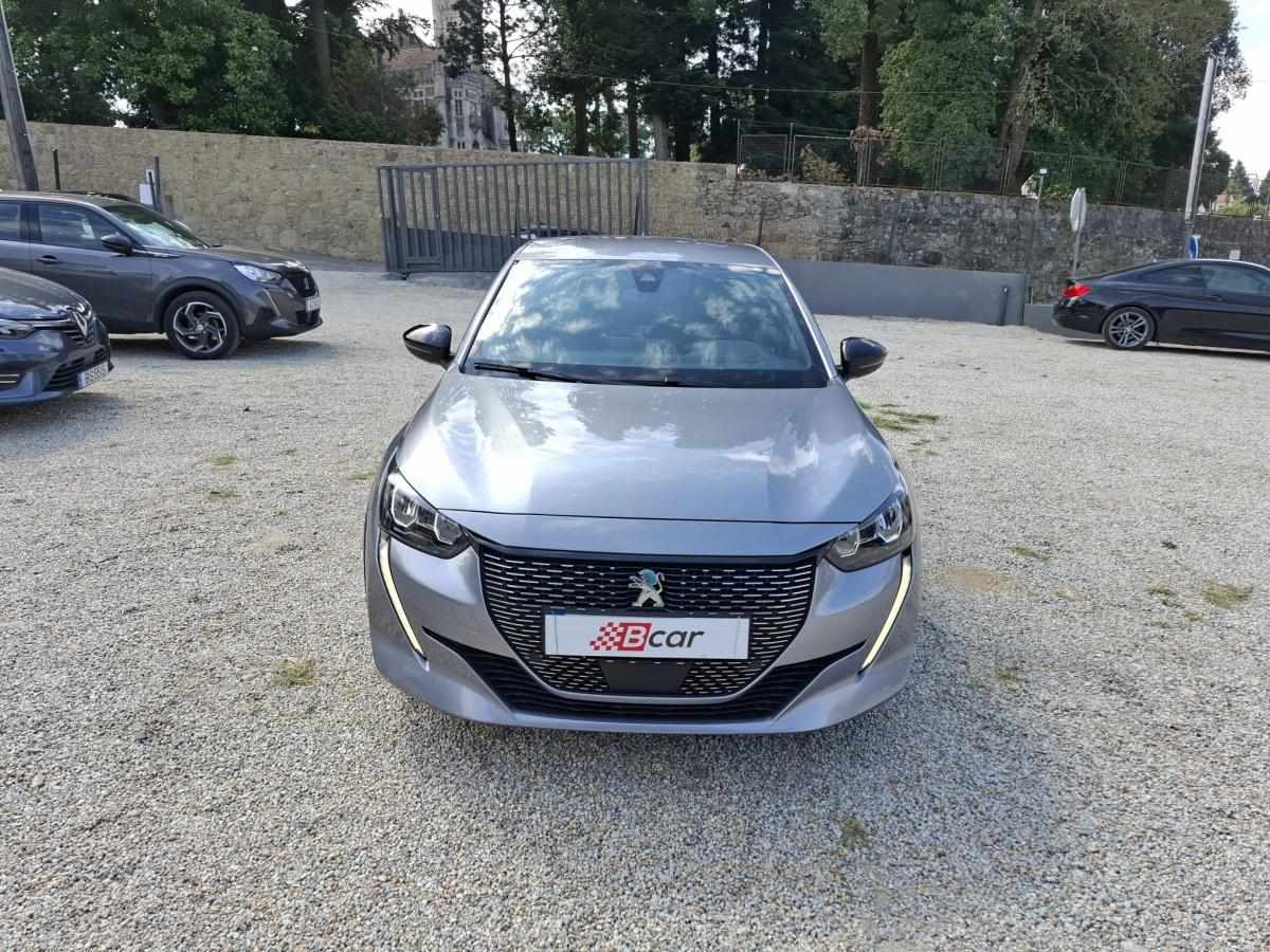 peugeot-208-2021-eletrico-500cc