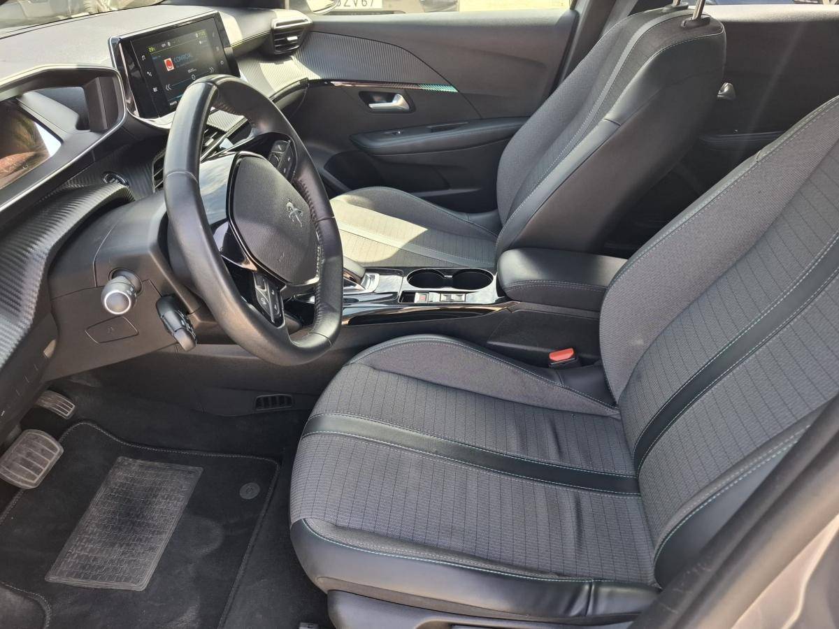 peugeot-208-2021-eletrico-500cc